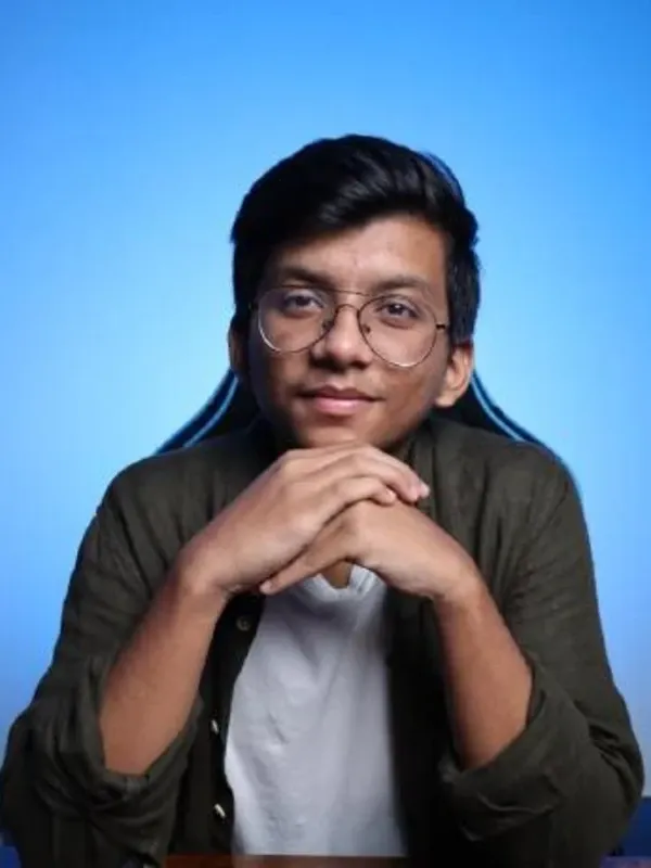 Coding Prodigy Turning Challenges into Entrepreneurial Success hero image